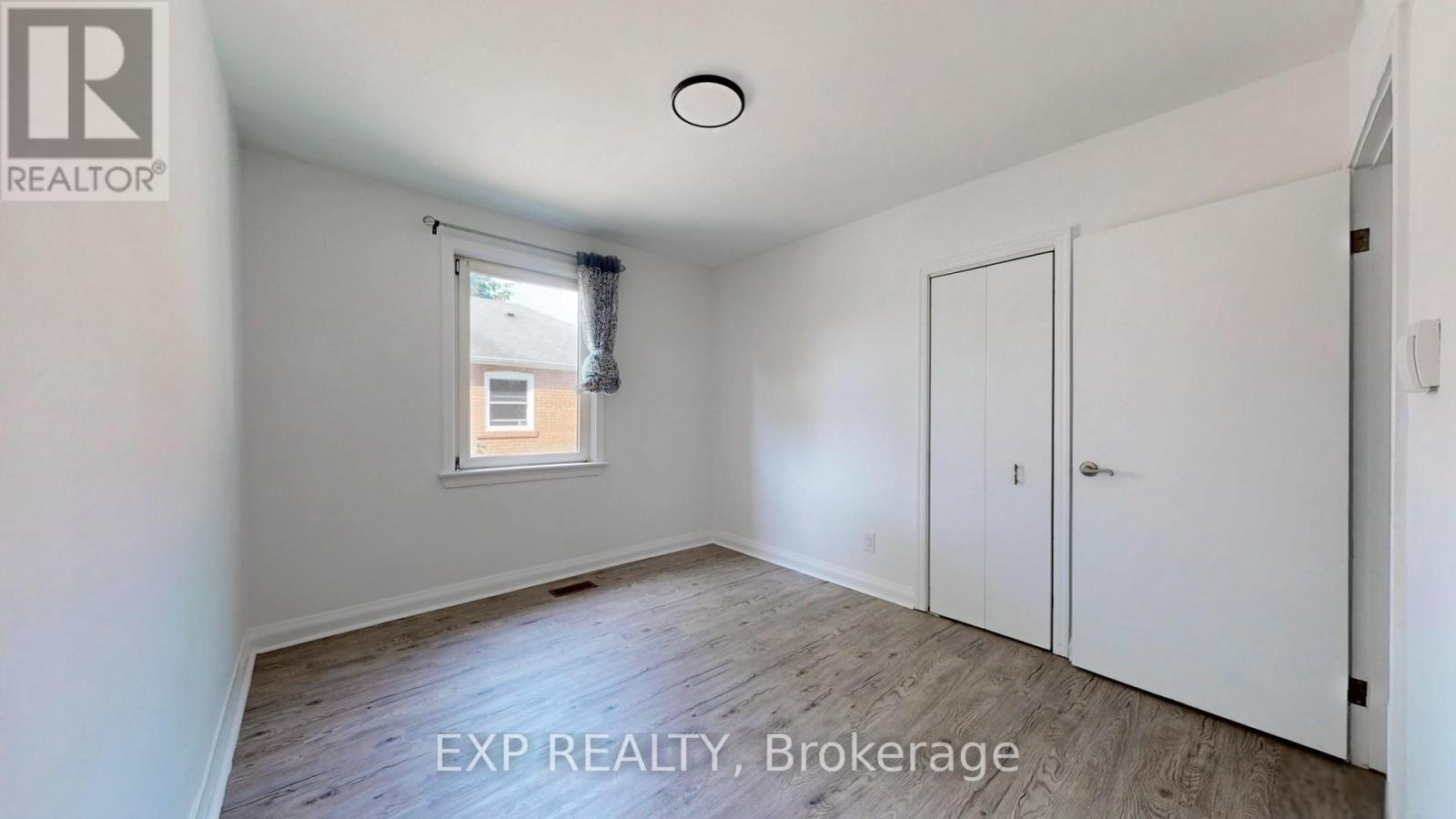 559 Drymen Crescent, Mississauga, Ontario  L5G 2N9 - Photo 14 - W12842068