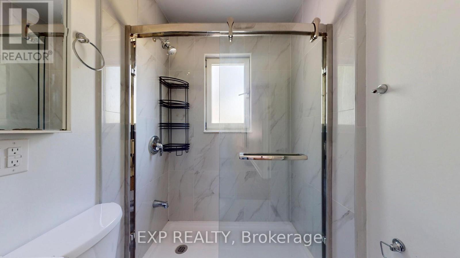 559 Drymen Crescent, Mississauga, Ontario  L5G 2N9 - Photo 24 - W12842068