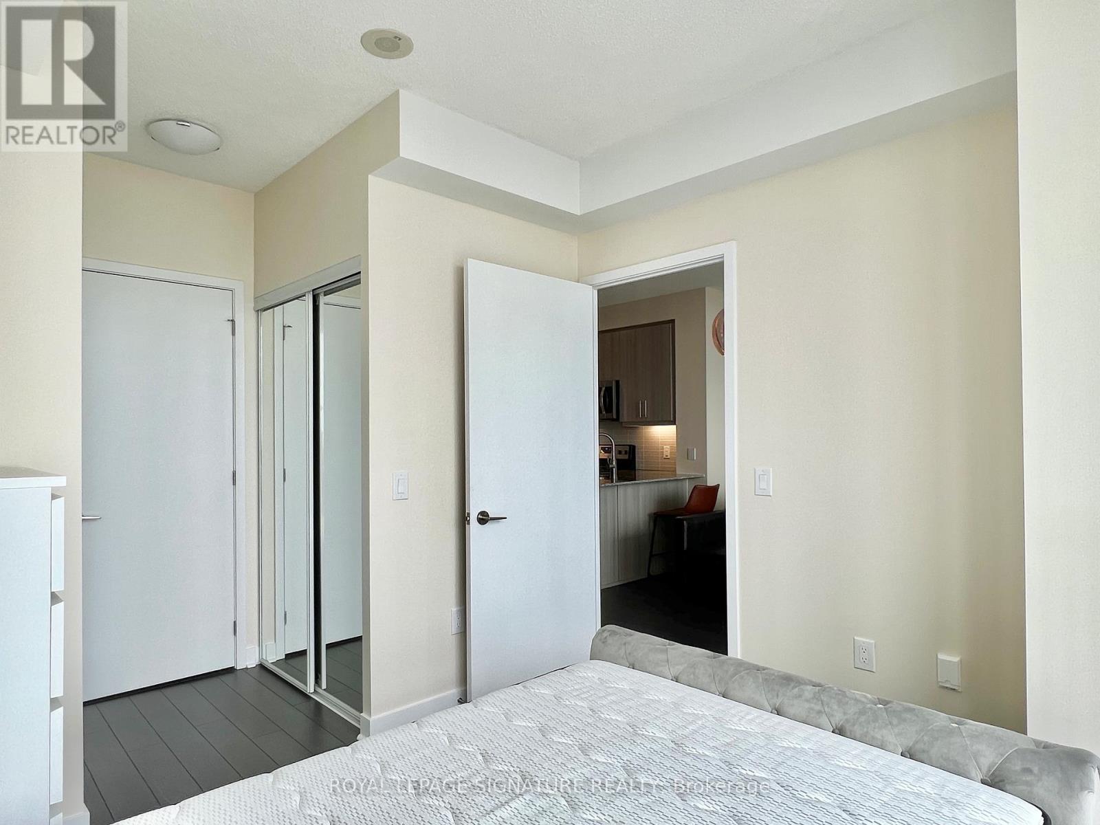 3301 - 3975 Grand Park Drive, Mississauga (City Centre), Ontario  L5B 4M6 - Photo 12 - W12842084