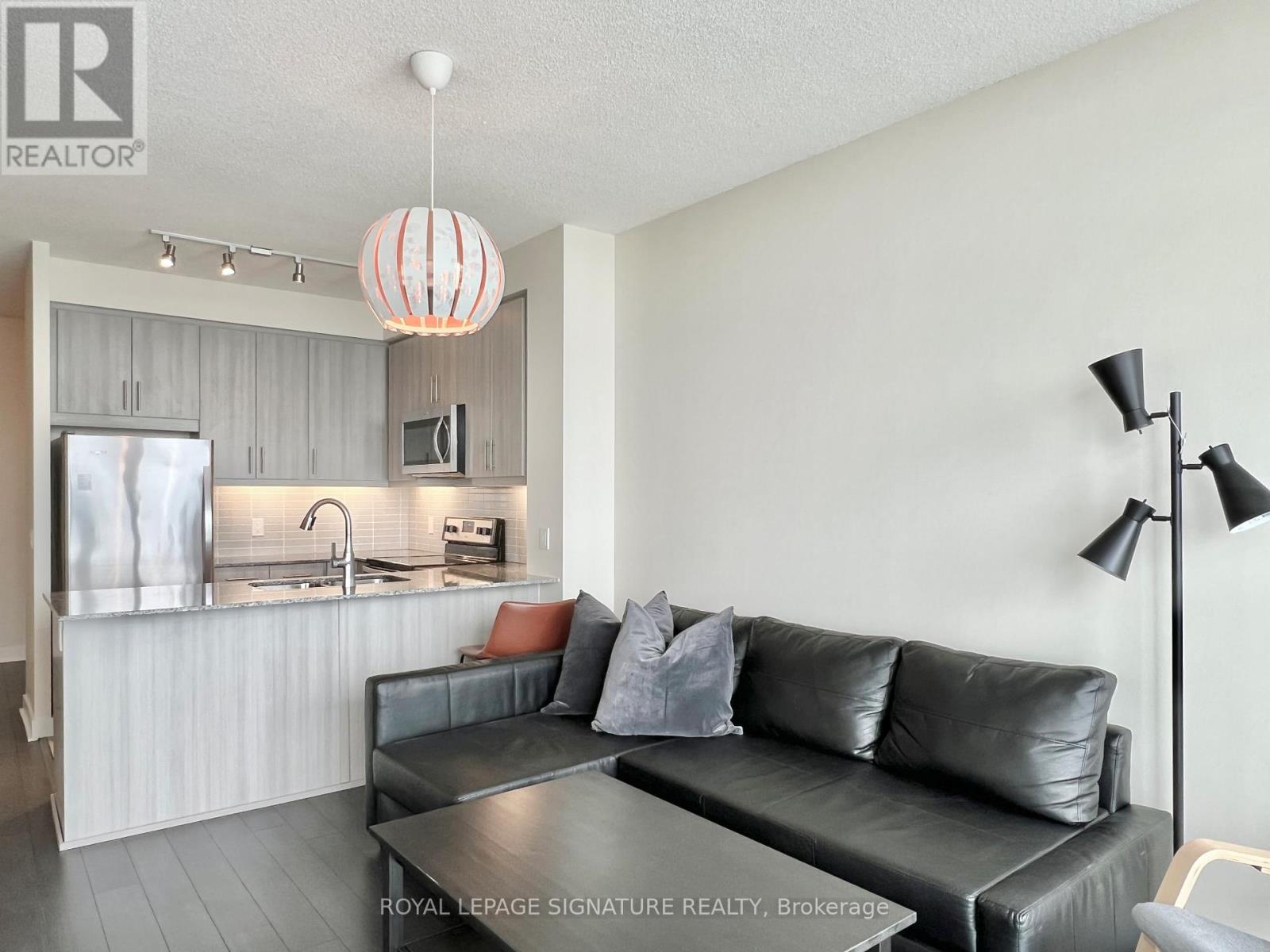 3301 - 3975 Grand Park Drive, Mississauga (City Centre), Ontario  L5B 4M6 - Photo 18 - W12842084