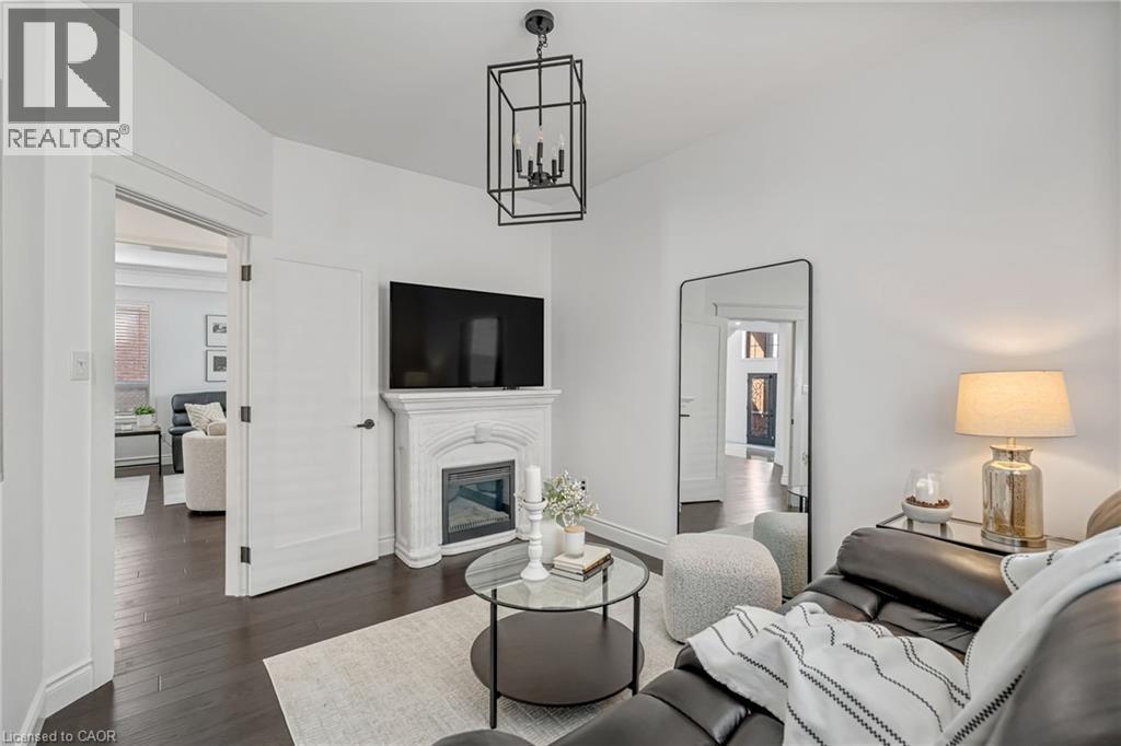 1379 Liverpool Street, Oakville, Ontario  L6M 4P1 - Photo 13 - 40808223