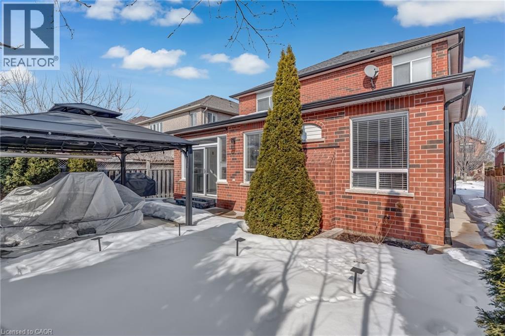 1379 Liverpool Street, Oakville, Ontario  L6M 4P1 - Photo 49 - 40808223