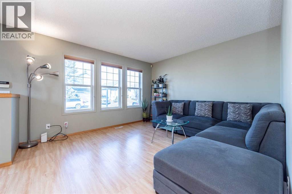 7 Covewood Park Ne, Calgary, Alberta  T3K 4T1 - Photo 4 - A2284449