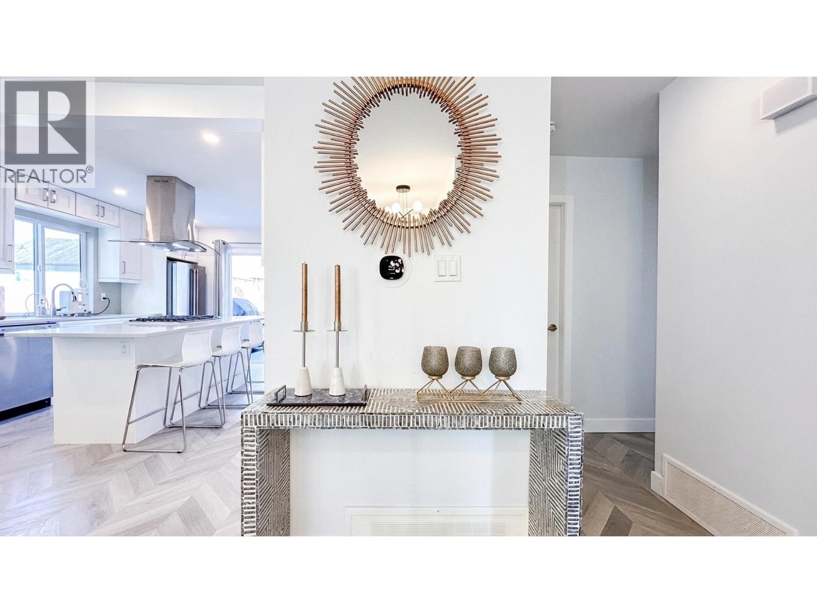 2426 Bennie Place, Port Coquitlam, British Columbia  V3B 7M6 - Photo 11 - R3094825