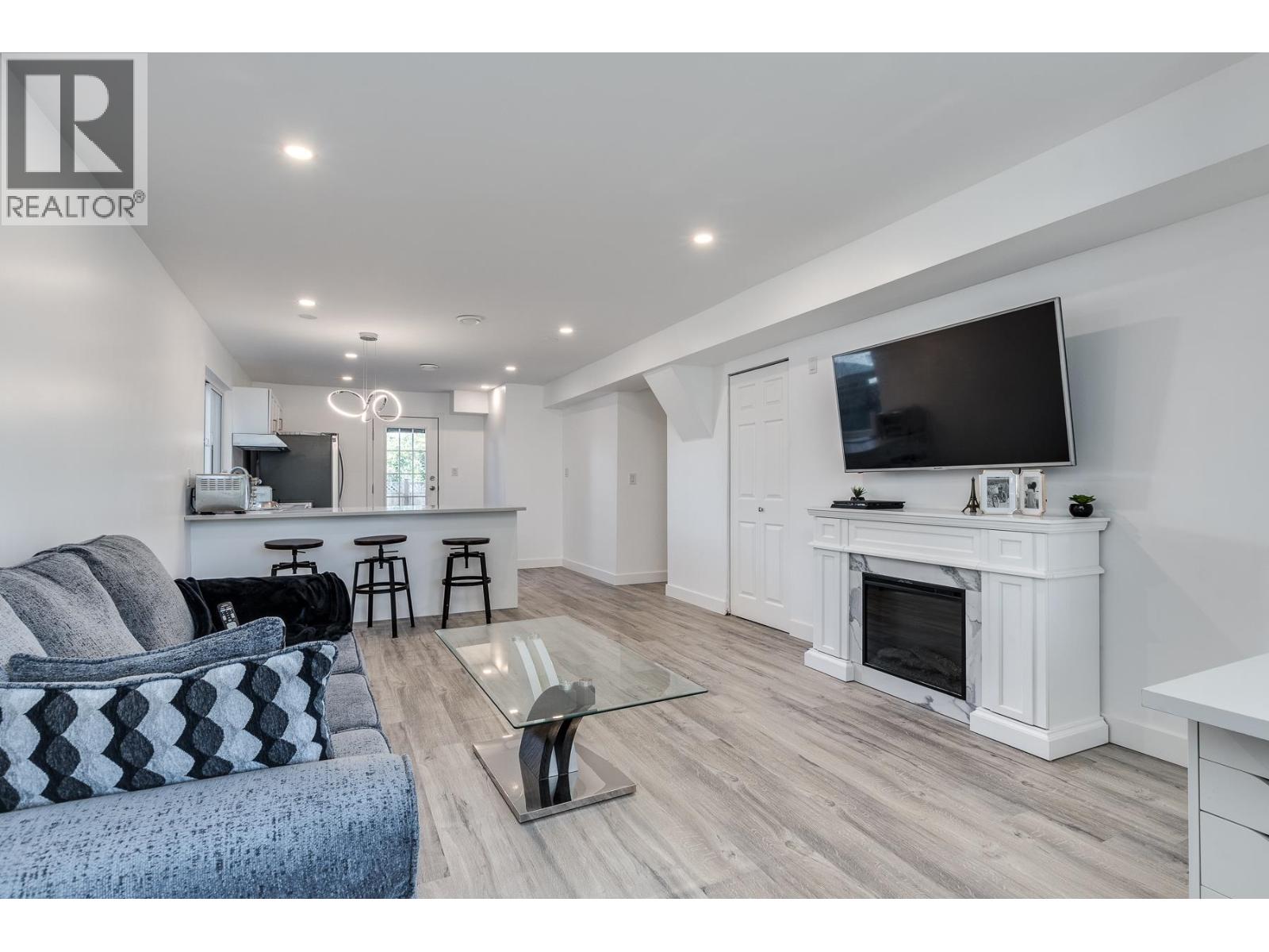 2426 Bennie Place, Port Coquitlam, British Columbia  V3B 7M6 - Photo 34 - R3094825