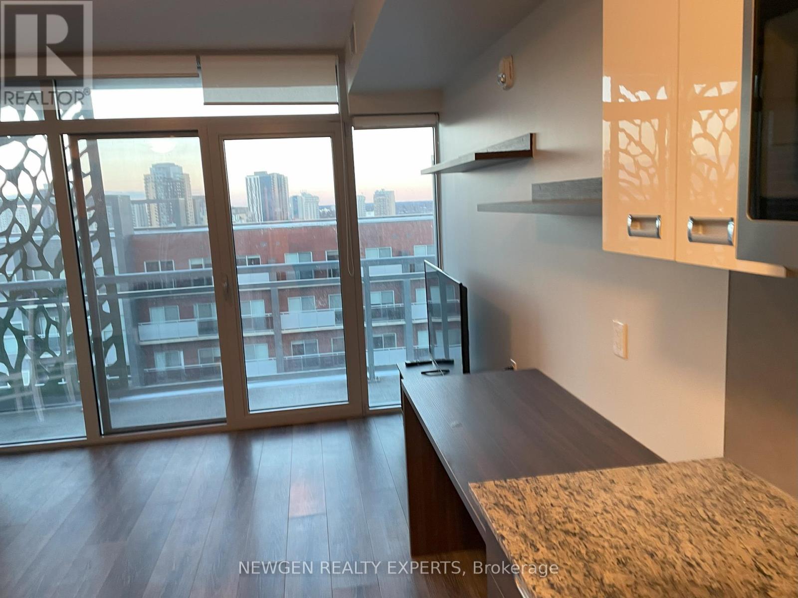 720 - 250 Albert Street, Waterloo, Ontario  N2L 0H5 - Photo 13 - X12842072