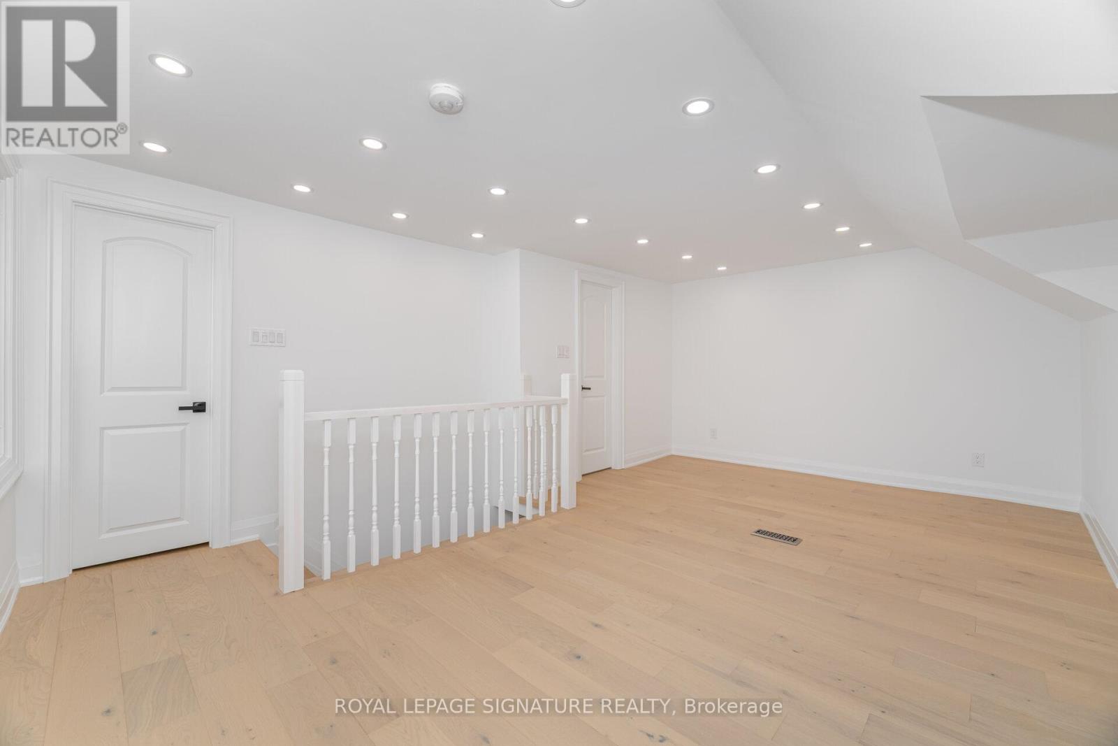 285 Charlton Avenue W, Hamilton, Ontario  L8P 2E4 - Photo 32 - X12842076