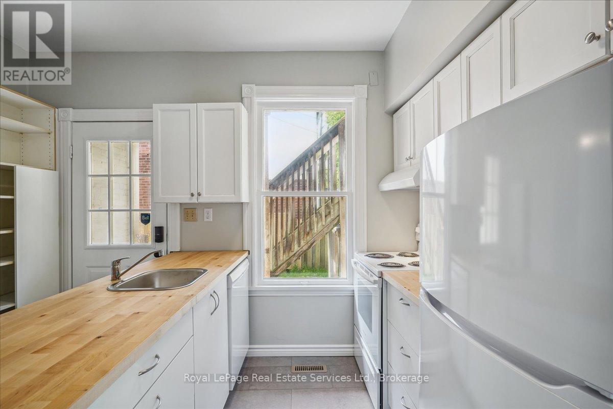 33 Rose Avenue, Brantford, Ontario  N3S 2M3 - Photo 8 - X12842156