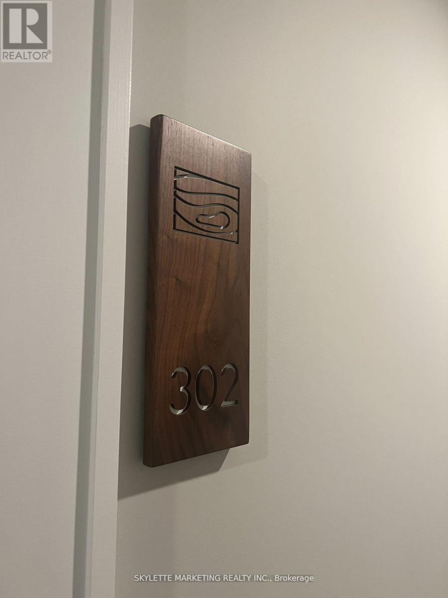 302 - 480 Callaway Road, London North, Ontario  N6G 0Z3 - Photo 2 - X12298703