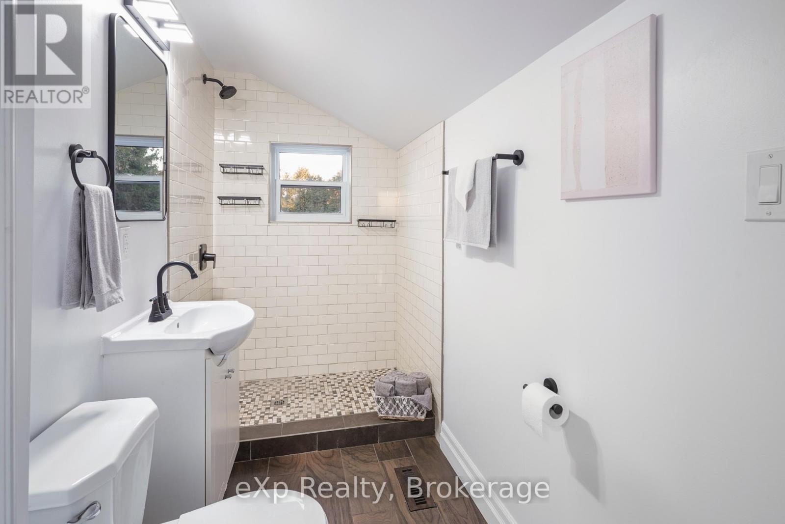 385 Elm Street W, Chatham-Kent, Ontario  N0P 1C0 - Photo 24 - X12842116