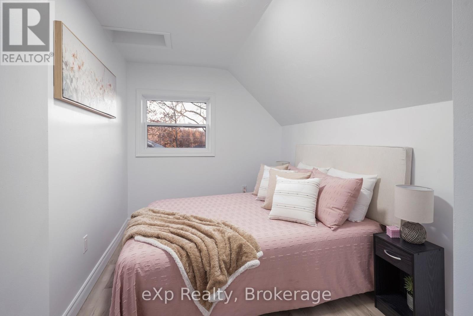 385 Elm Street W, Chatham-Kent, Ontario  N0P 1C0 - Photo 40 - X12842116