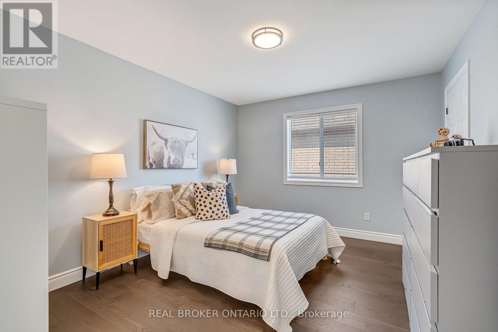 1379 Liverpool Street, Oakville, Ontario  L6M 4P1 - Photo 23 - W12841476