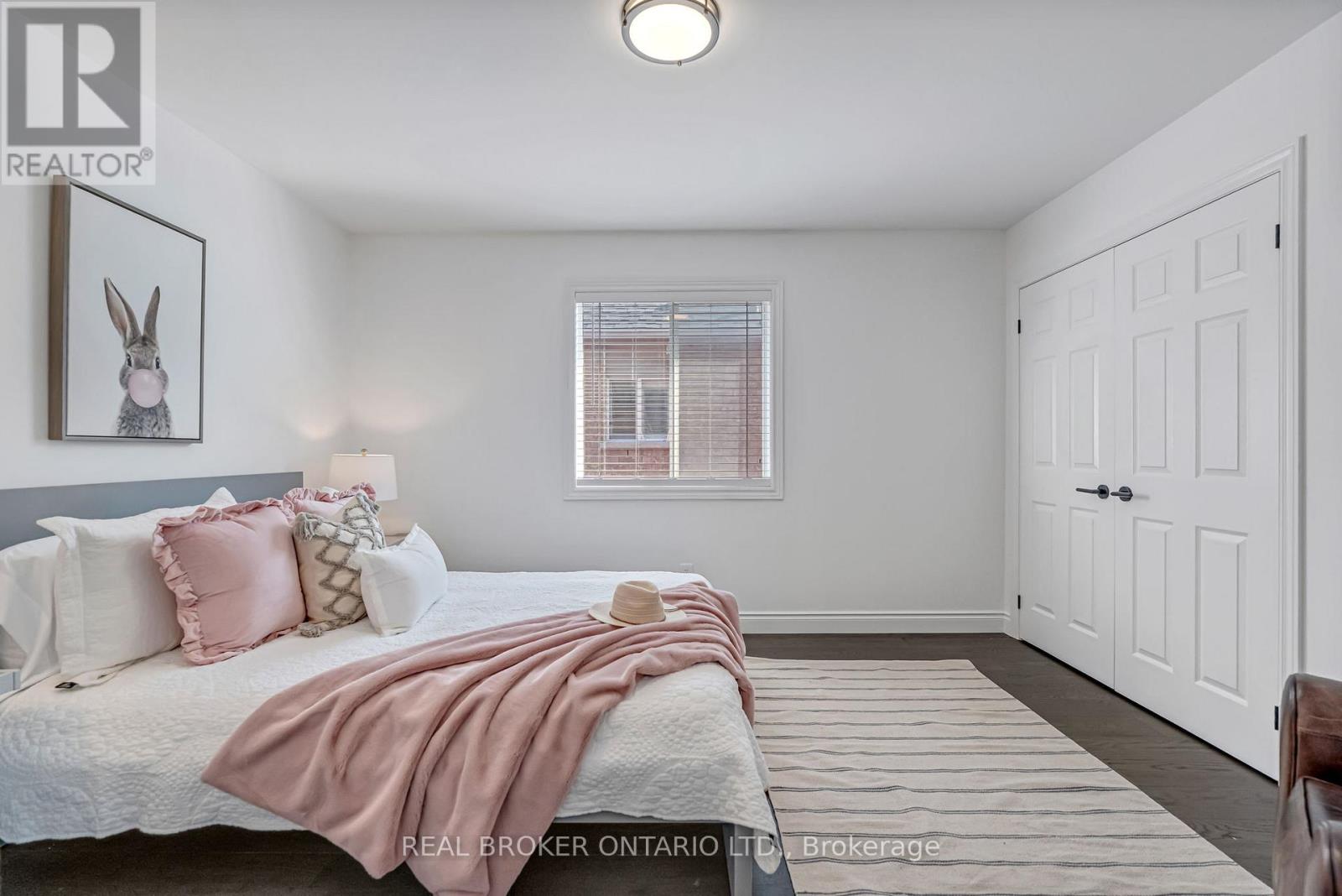 1379 Liverpool Street, Oakville, Ontario  L6M 4P1 - Photo 28 - W12841476