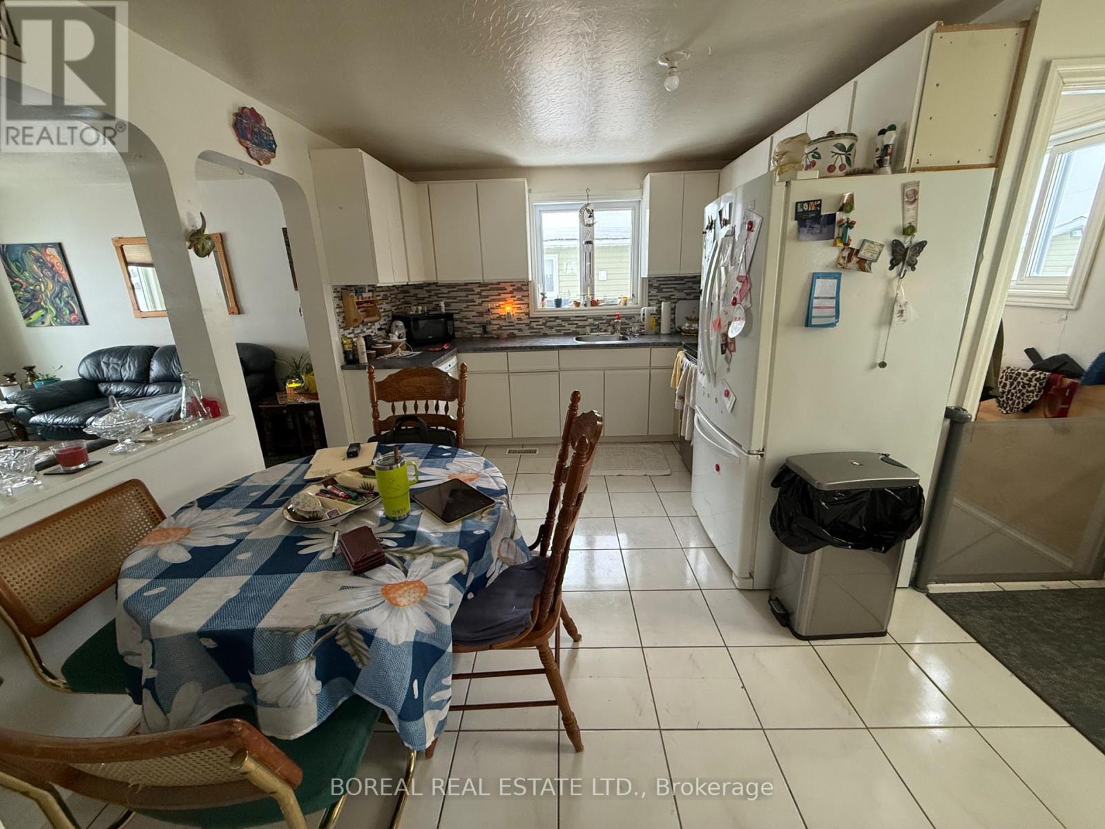 232 Main Street, Smooth Rock Falls, Ontario  P0L 2B0 - Photo 11 - T12842106