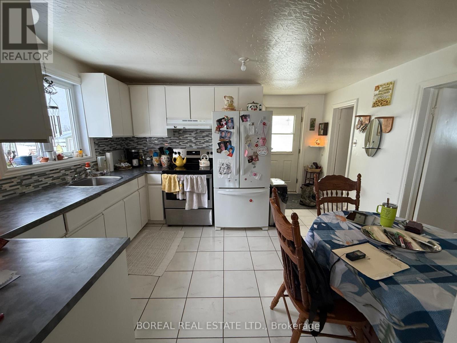 232 Main Street, Smooth Rock Falls, Ontario  P0L 2B0 - Photo 12 - T12842106