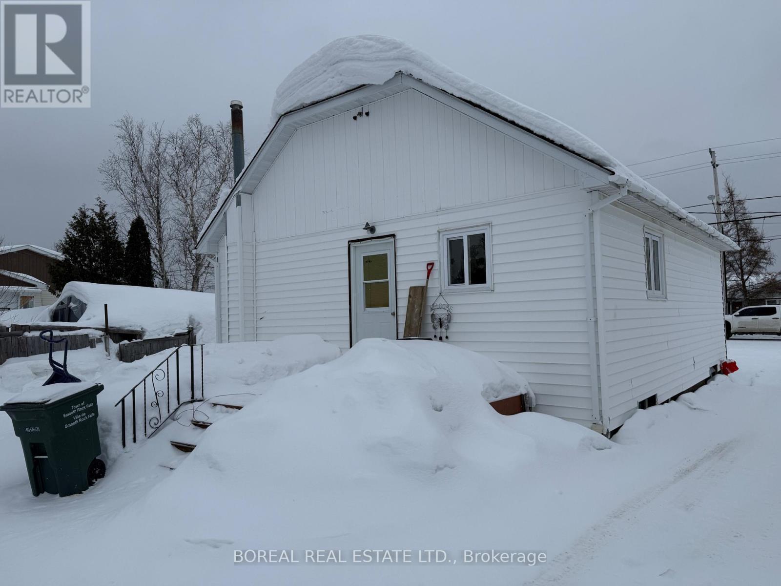 232 Main Street, Smooth Rock Falls, Ontario  P0L 2B0 - Photo 4 - T12842106