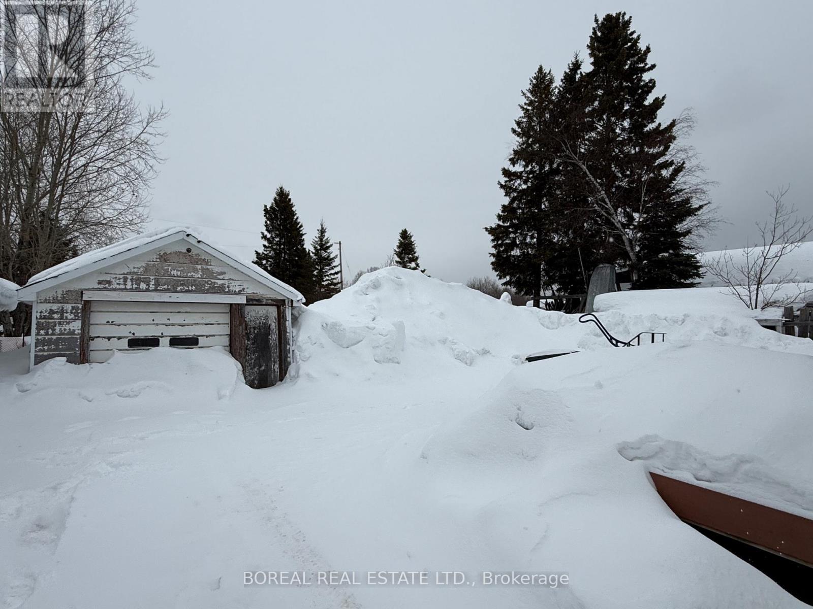 232 Main Street, Smooth Rock Falls, Ontario  P0L 2B0 - Photo 7 - T12842106