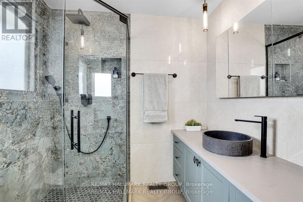 1712 Playfair Drive, Ottawa, Ontario  K1H 5S6 - Photo 25 - X12842110