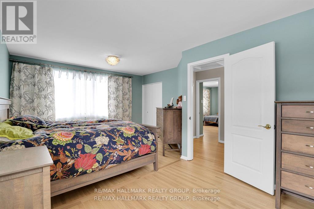 1712 Playfair Drive, Ottawa, Ontario  K1H 5S6 - Photo 28 - X12842110