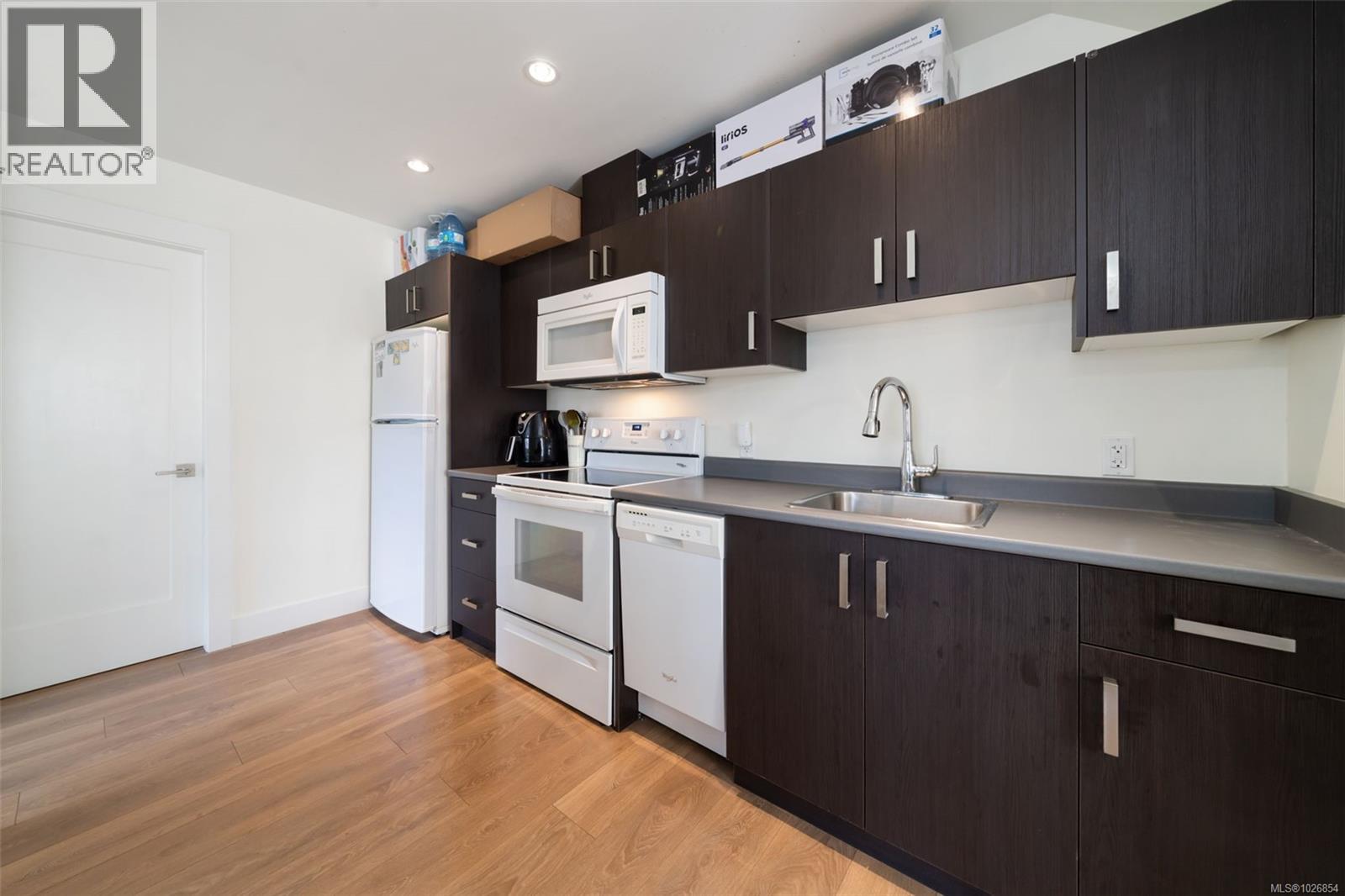 2015 Seawind Way, Sidney, British Columbia  V8L 0C4 - Photo 22 - 1026854