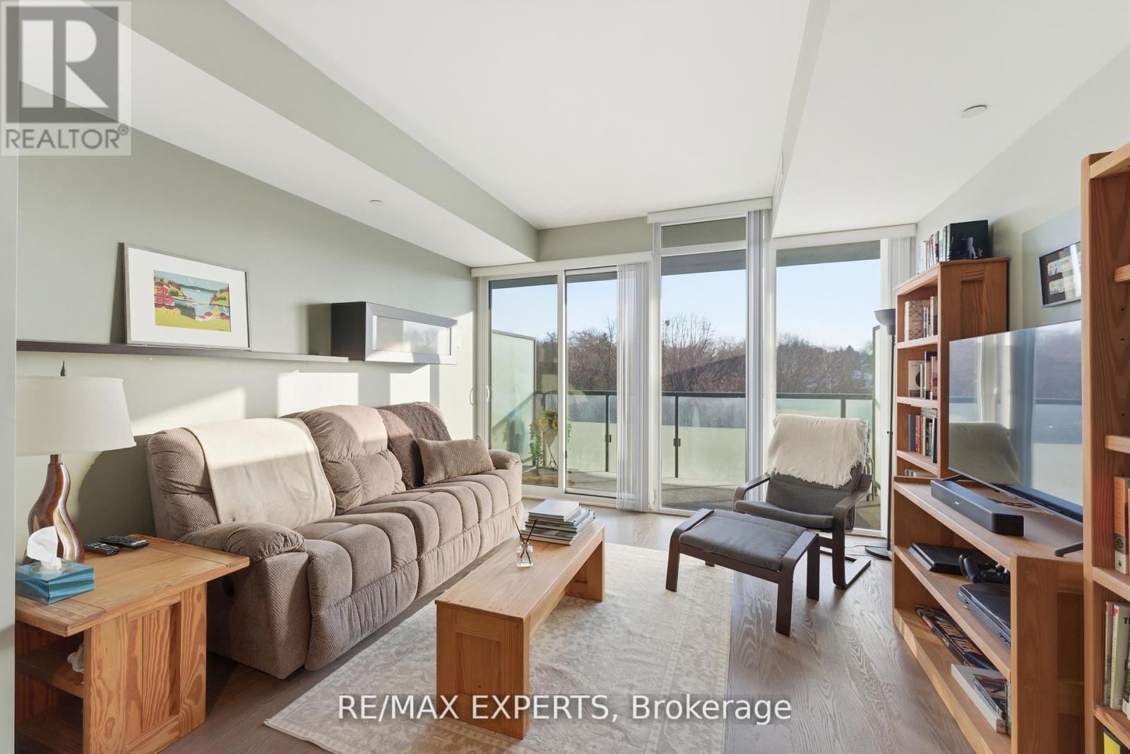 410 - 3018 Yonge Street, Toronto, Ontario  M4N 2K4 - Photo 15 - C12842126