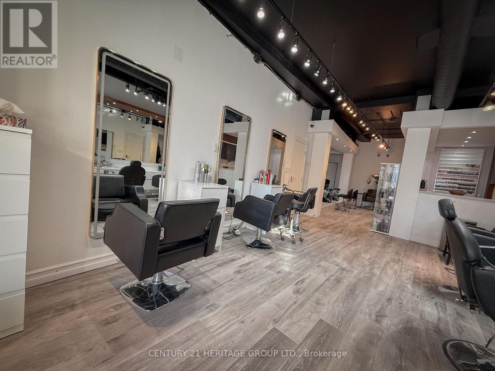 9 - 8910 Yonge Street, Richmond Hill, Ontario  L4C 0L7 - Photo 4 - N12842100