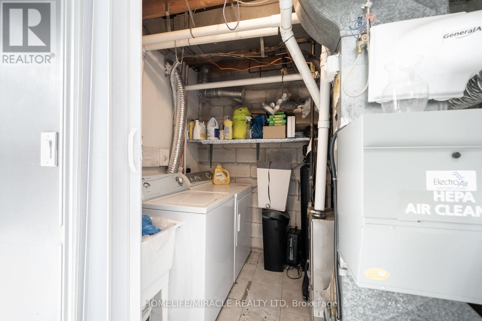 150 - 150 Enderby Crescent, Brampton, Ontario L6T 4C7 - Photo 11 - W12842120