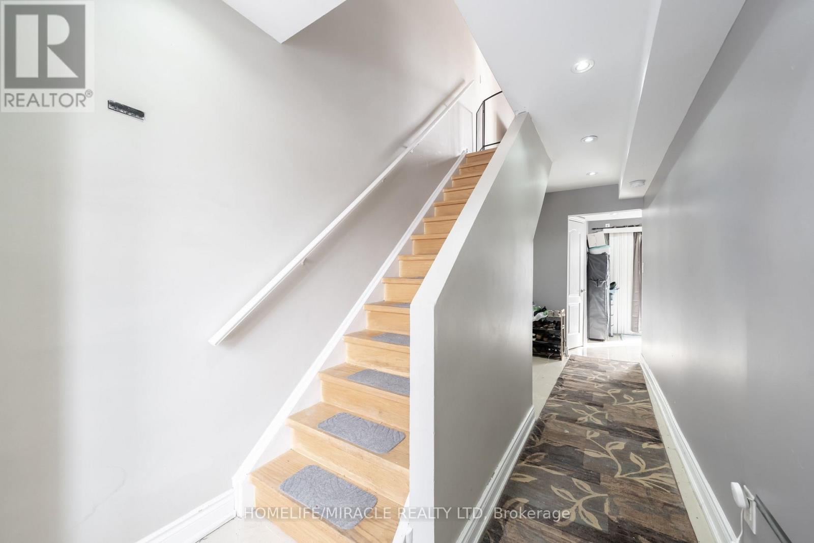 150 - 150 Enderby Crescent, Brampton, Ontario L6T 4C7 - Photo 15 - W12842120