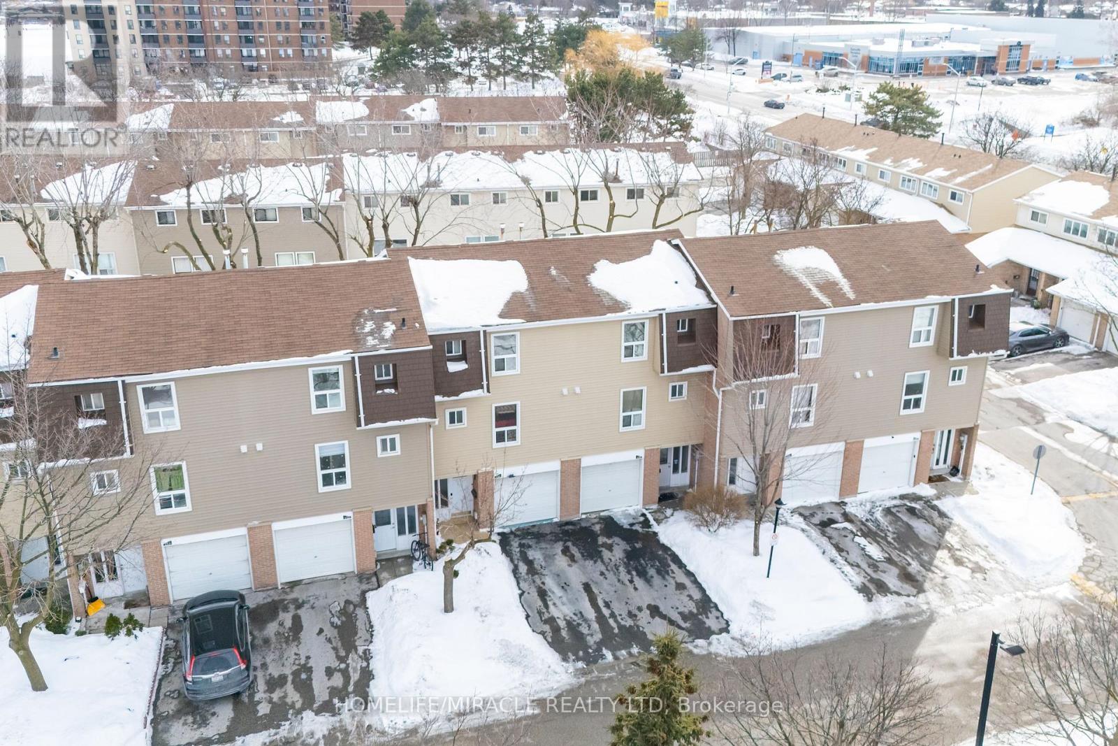 150 - 150 Enderby Crescent, Brampton, Ontario L6T 4C7 - Photo 18 - W12842120