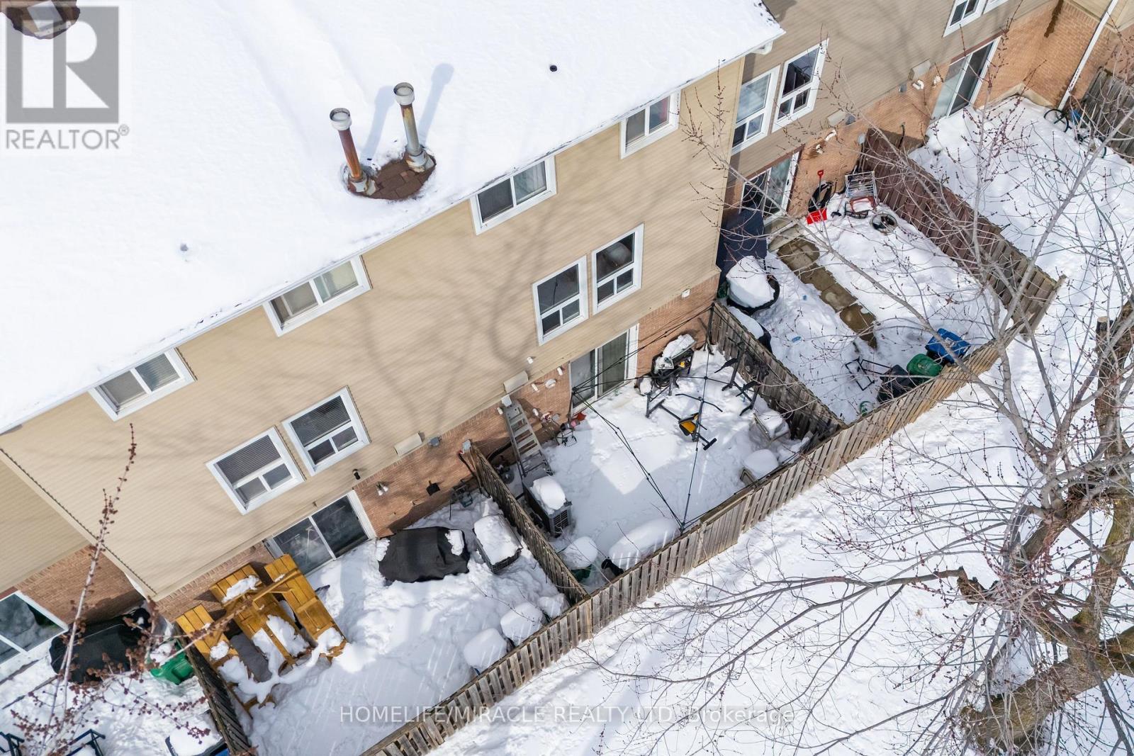 150 - 150 Enderby Crescent, Brampton, Ontario L6T 4C7 - Photo 25 - W12842120