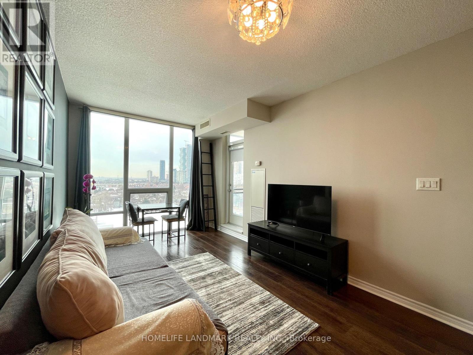 1605 - 3525 Kariya Drive, Mississauga, Ontario  L5B 0C2 - Photo 9 - W12842128