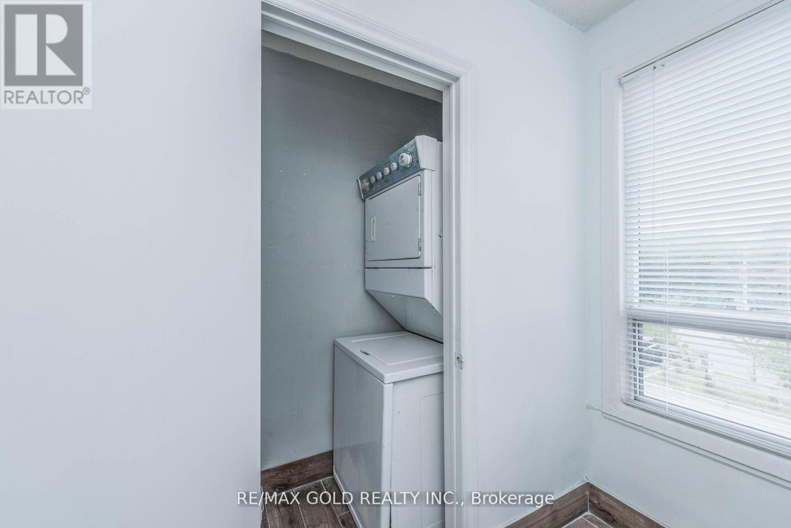 7064 - 7064 Airport Road, Mississauga, Ontario  L4T 2G8 - Photo 16 - W12842132