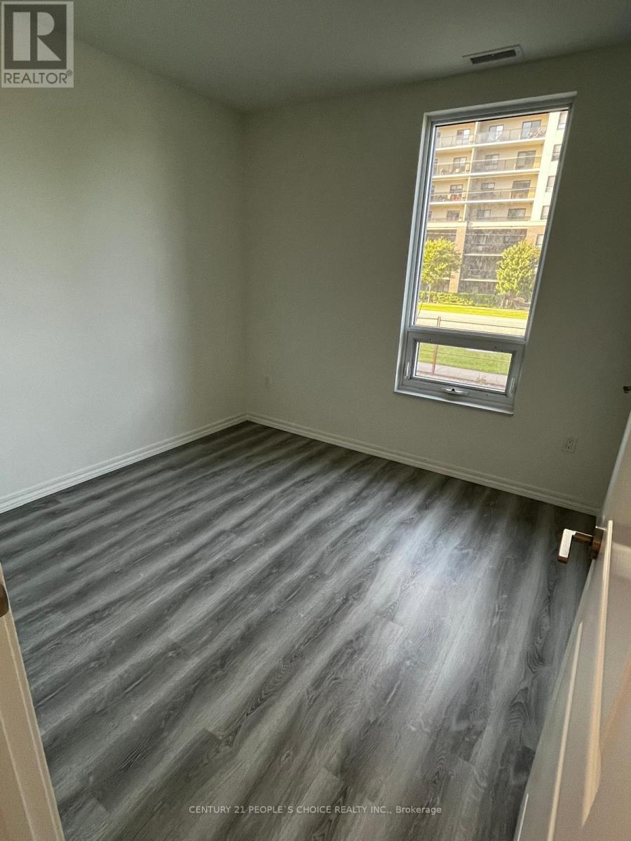 103 B - 181 Elmira Road S, Guelph, Ontario  N1K 0E4 - Photo 5 - X12842138