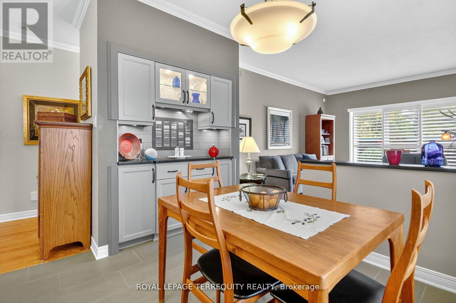 96 Allanford Avenue, Ottawa, Ontario  K1T 3Y6 - Photo 15 - X12842152