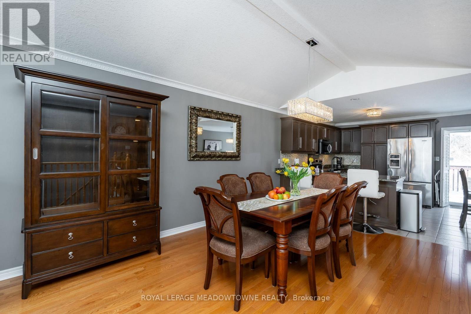 70 Revell Drive, Centre Wellington, Ontario  N1M 0A5 - Photo 10 - X12842154