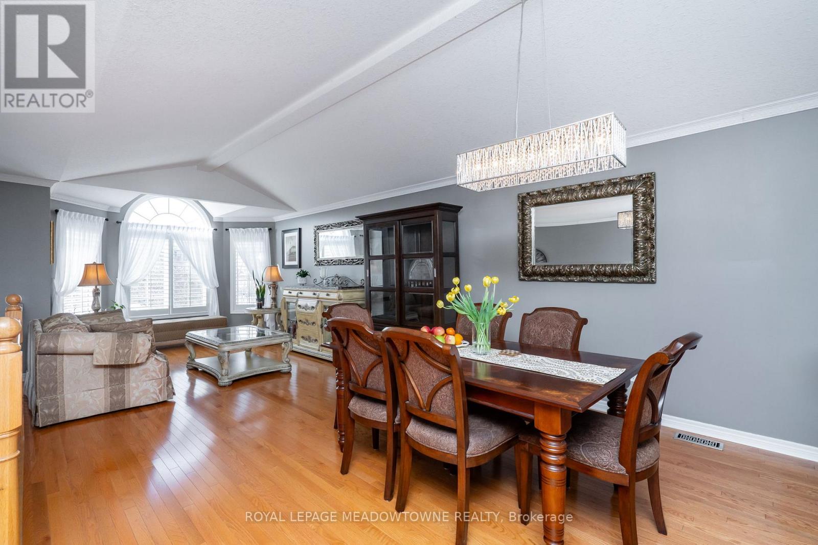 70 Revell Drive, Centre Wellington, Ontario  N1M 0A5 - Photo 11 - X12842154