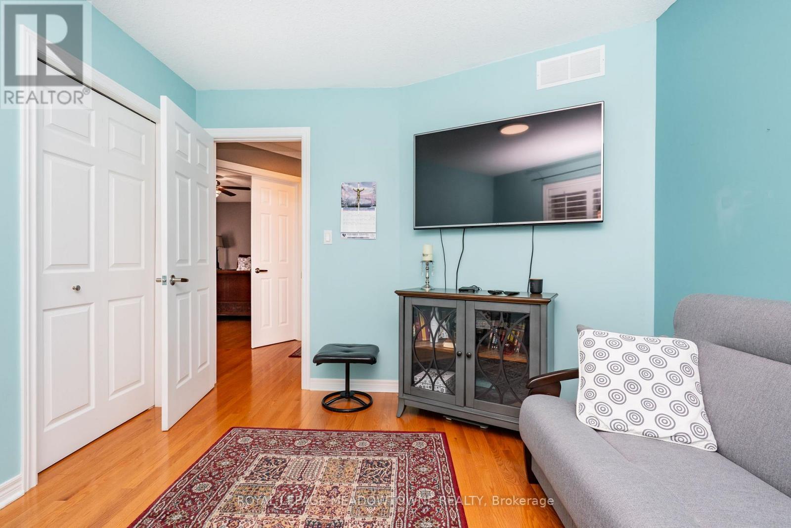 70 Revell Drive, Centre Wellington, Ontario  N1M 0A5 - Photo 23 - X12842154