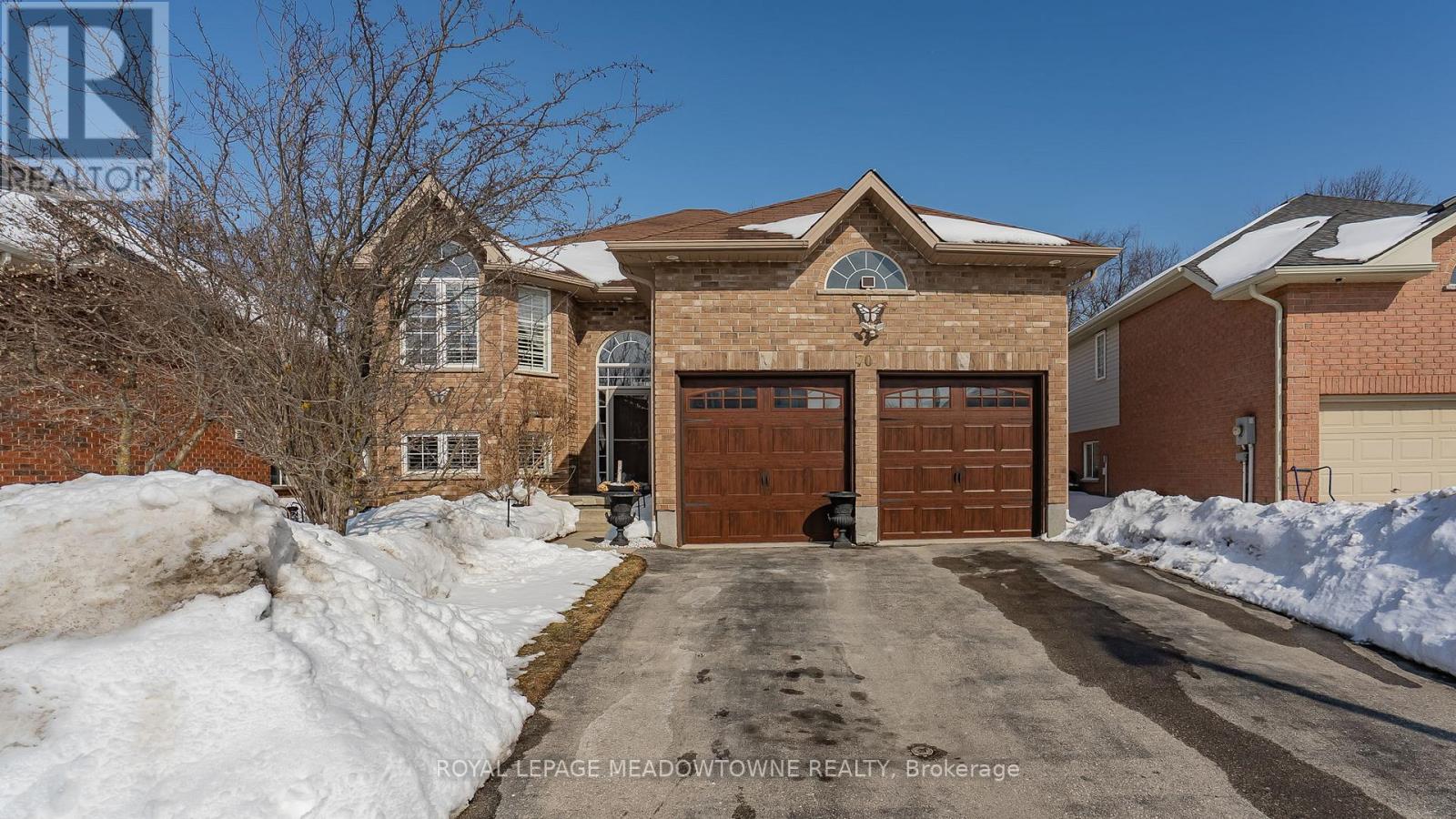 70 Revell Drive, Centre Wellington, Ontario  N1M 0A5 - Photo 3 - X12842154
