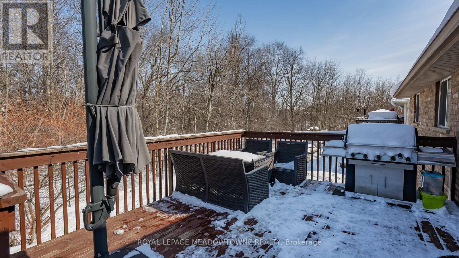 70 Revell Drive, Centre Wellington, Ontario  N1M 0A5 - Photo 44 - X12842154