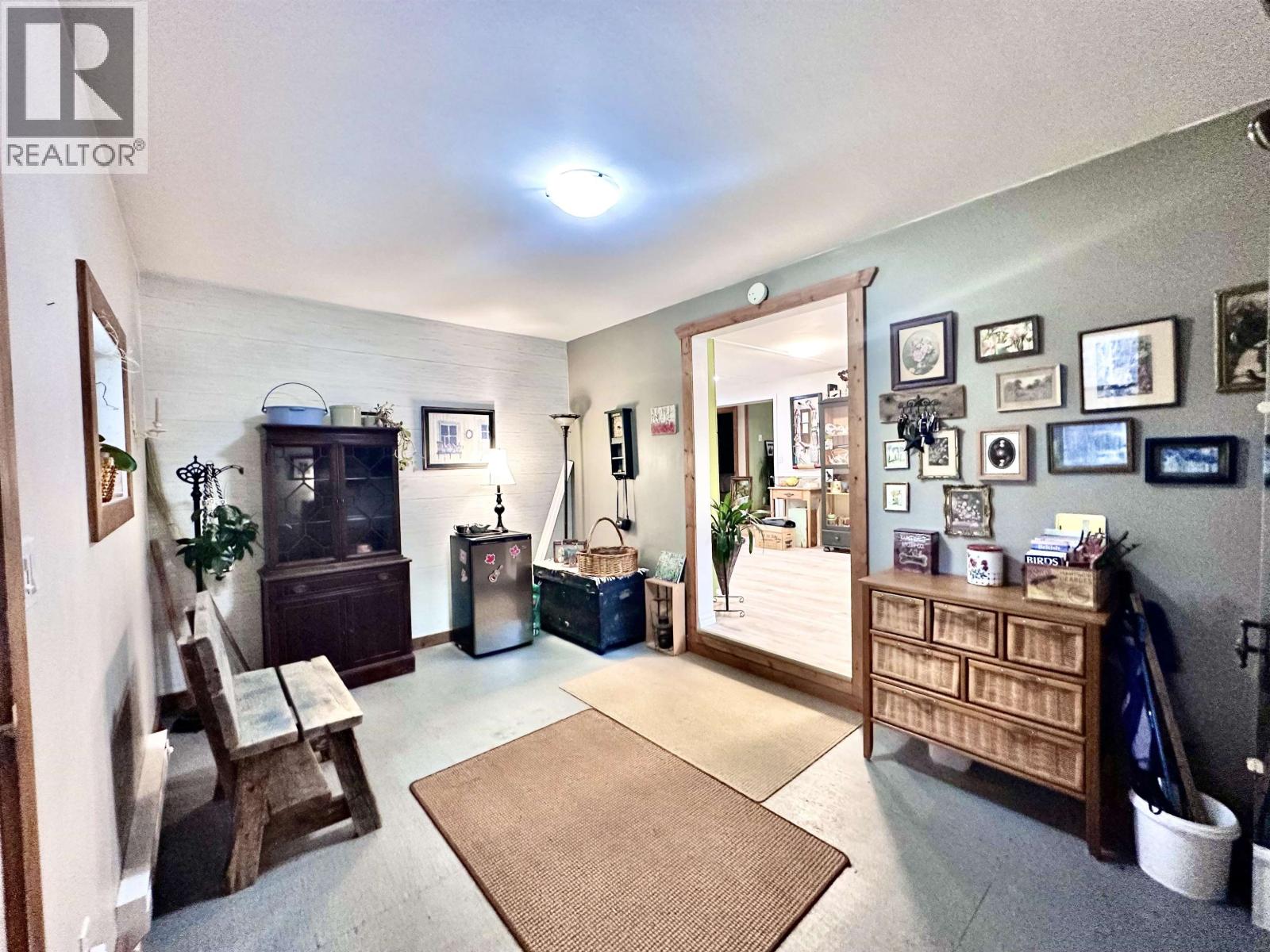 310 Mountain View Road, Mcbride, British Columbia  V0J 2E0 - Photo 4 - R3071226