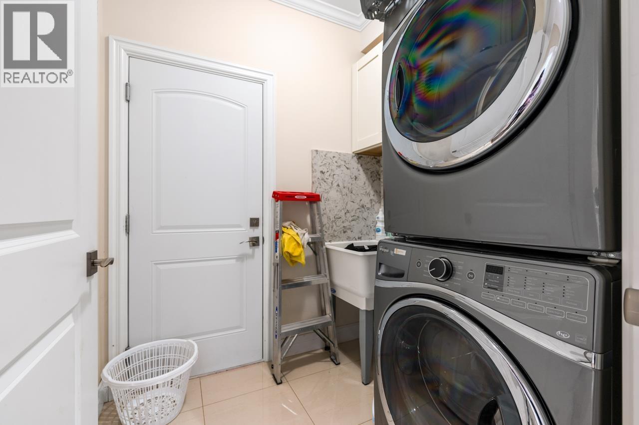 3789 Clinton Street, Burnaby, British Columbia  V5J 2J9 - Photo 12 - R3095436