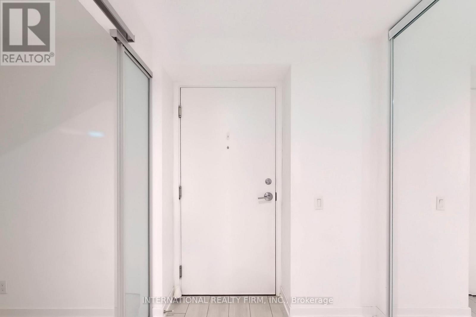 4008 - 950 Portage Parkway, Vaughan, Ontario  L4K 0J7 - Photo 3 - N12774190