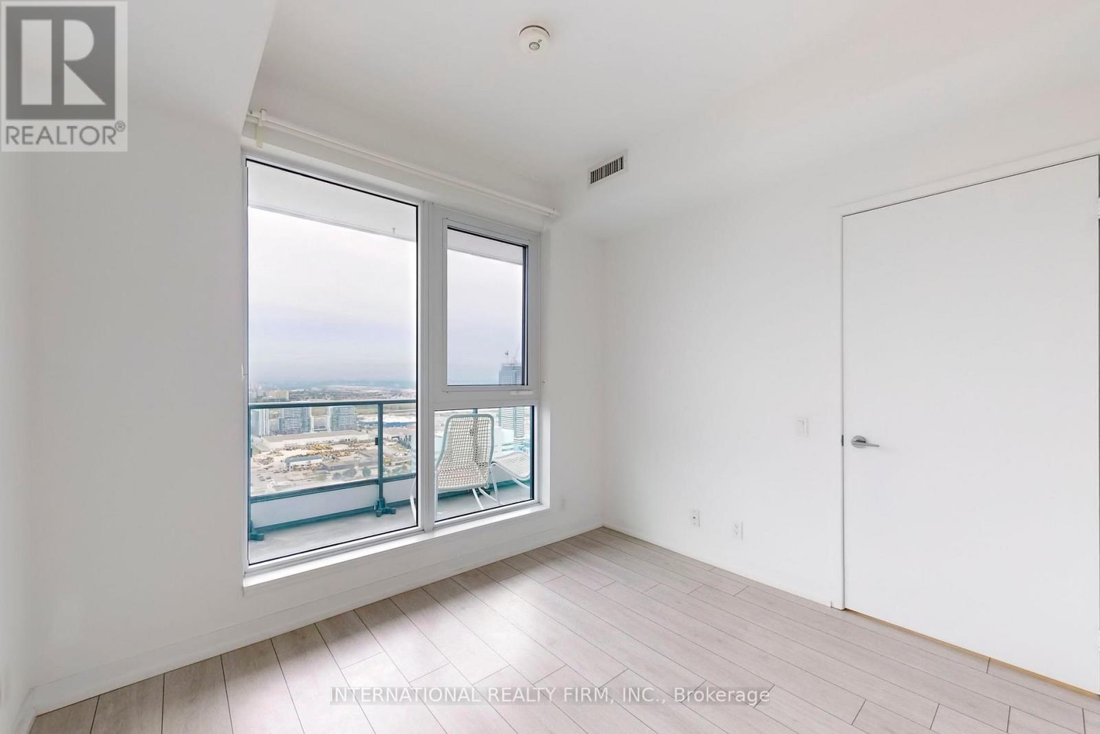 4008 - 950 Portage Parkway, Vaughan, Ontario  L4K 0J7 - Photo 9 - N12774190