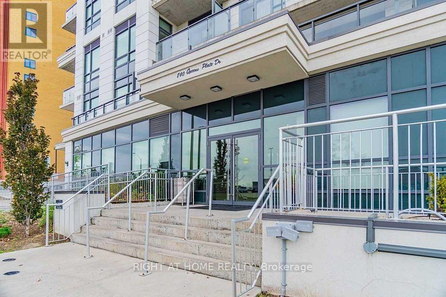 1407 - 840 Queens Plate Drive, Toronto (West Humber-Clairville), Ontario  M9W 6Z3 - Photo 2 - W12840370