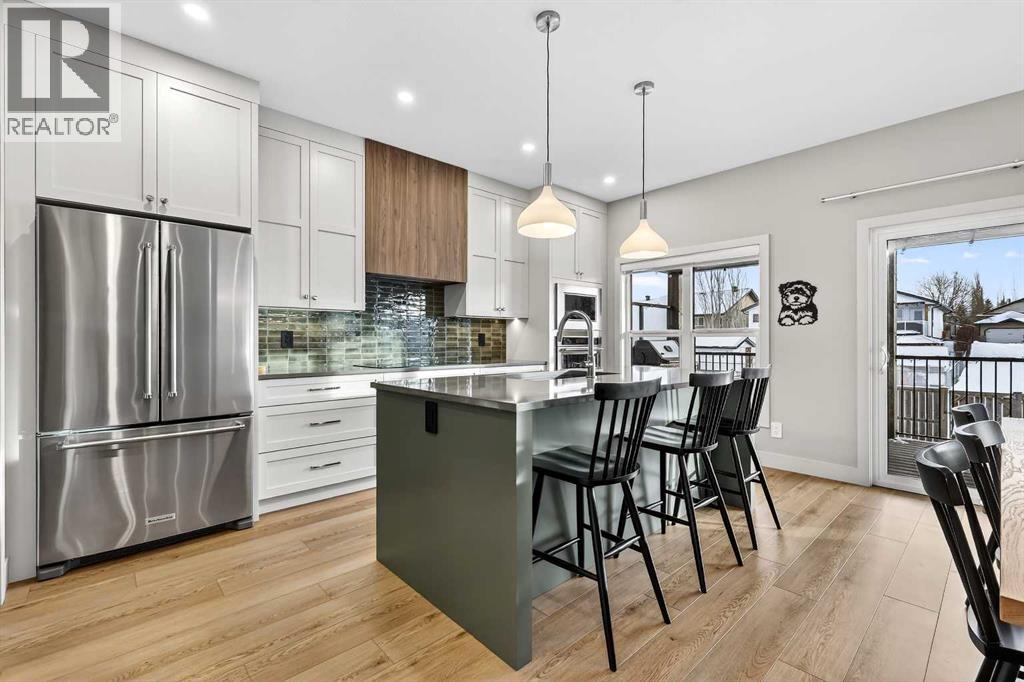 24 Napoleon Meadows Way, Innisfail, Alberta  T4G 0N6 - Photo 4 - A2278546