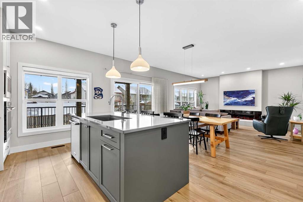 24 Napoleon Meadows Way, Innisfail, Alberta  T4G 0N6 - Photo 8 - A2278546