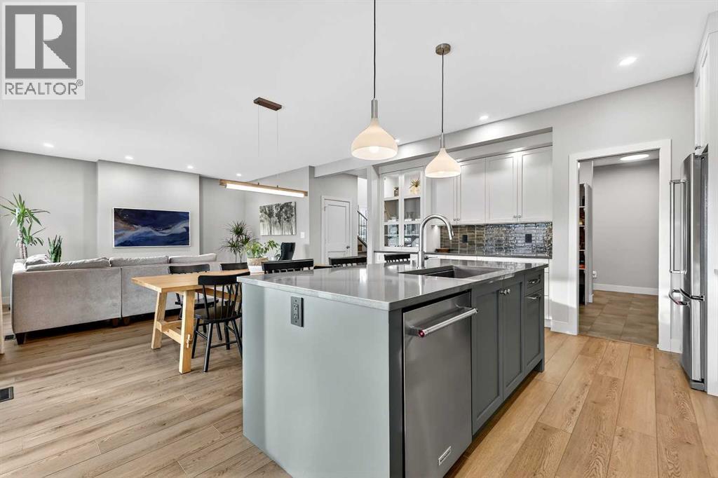 24 Napoleon Meadows Way, Innisfail, Alberta  T4G 0N6 - Photo 7 - A2278546