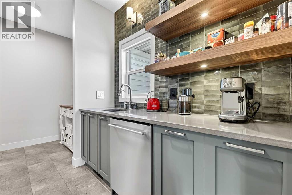 24 Napoleon Meadows Way, Innisfail, Alberta  T4G 0N6 - Photo 17 - A2278546