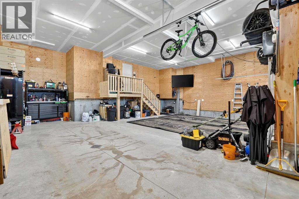 24 Napoleon Meadows Way, Innisfail, Alberta  T4G 0N6 - Photo 38 - A2278546