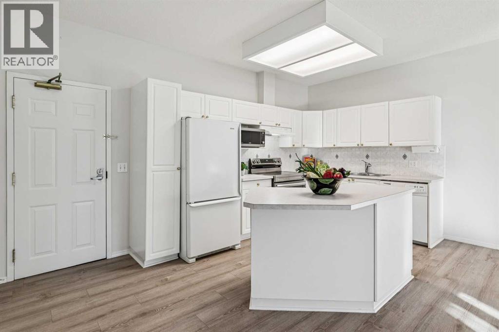 112, 2850 51 Street Sw, Calgary, Alberta T3E 6S7 - Photo 4 - A2283642